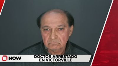 Arrestan a doctor acusado de grabar a niñas en feria