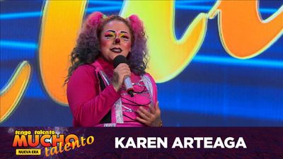 Una Comediante Chiquita y Picosa