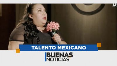 Michelle Rodriguez plática en el Estudio