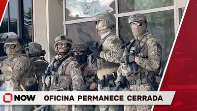 Oficina de Inmigración Permanece Cerrada