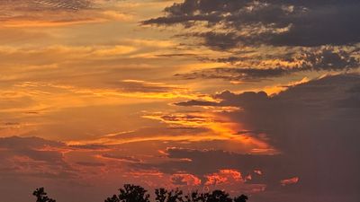 Sunscape Chasin': Volume 1, Ep 1, BR, LA (The Levee on the Mississippi River)