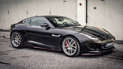 Quand les Allemands s'accordent avec une Britannique : la Jaguar Arden AJ23