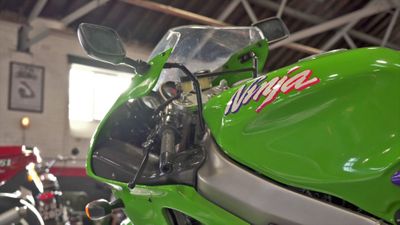 Kawasaki Ninja ZX-7RR & Ducati Monster