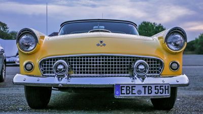 Ford Thunderbird - Eine Designikone aus Amerika