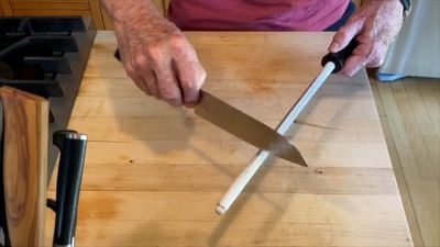 Knife Sharpening: Honing Steel