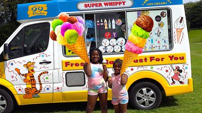 Toys AndFun Sisters Pretend Play With Ice Cream Truck