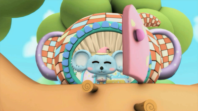 Visiting Koala's New House