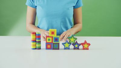 Shapes and drawstring 1